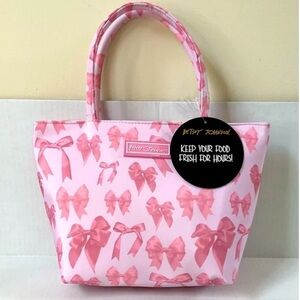 Betsey Johnson Pink Bow Pattern Insulated Lunch Tote NWT